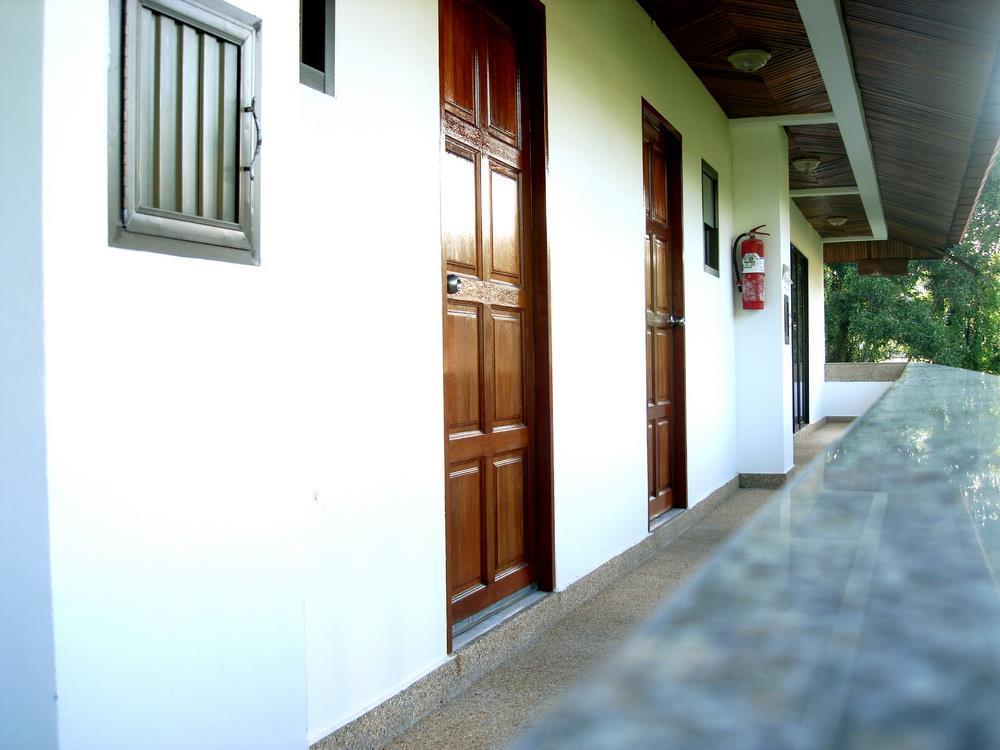 Waree'S Guesthouse Phuket 외부 사진